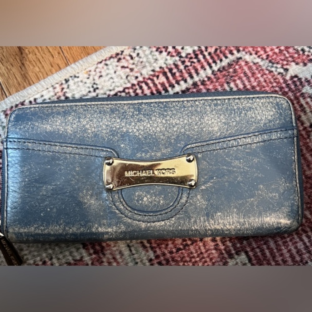Michael Kors Distressed Wallet